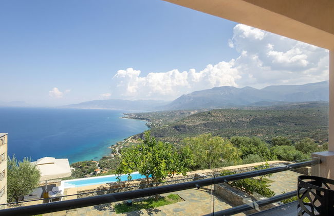 Searocks Exclusive Villas Resort - Photo 73