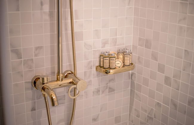 The Blue Elysée - Photo 29