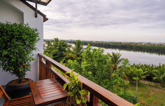 Palm River Boutique - Photo 55