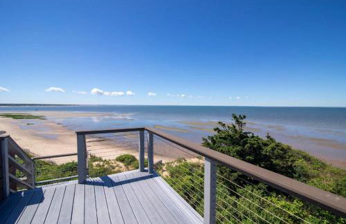 Unique waterfront home with stunning views - Foto 32