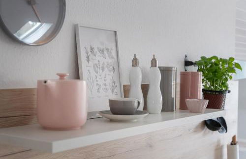 fuldaliebe - Helle Ferienwohnung mit Küche, Parkplatz, WLAN, Self Check-in - Foto 13