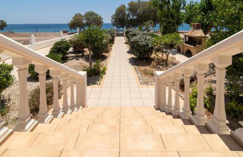 Marika Seaside Villa - Photo 8