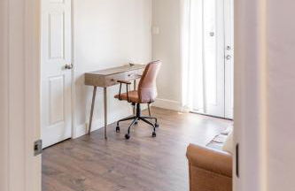 Family Friendly Home by Downtown with 3 Beds - Foto 15