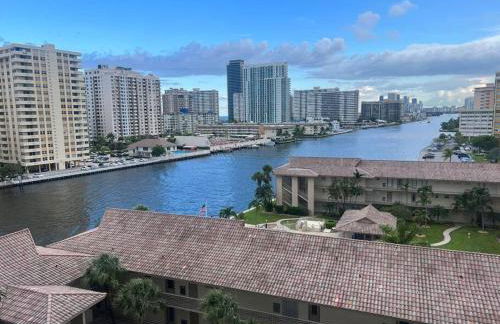 Elegance in Miami Beach, Kitchen & Views -A - Foto 9