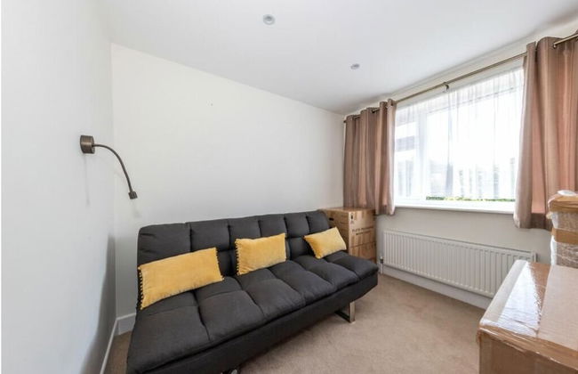 Beaconsfield - Photo 6