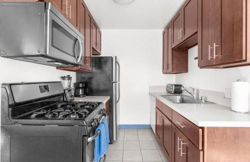 Modern Furnished 2 Bedroom in West LA - Foto 12