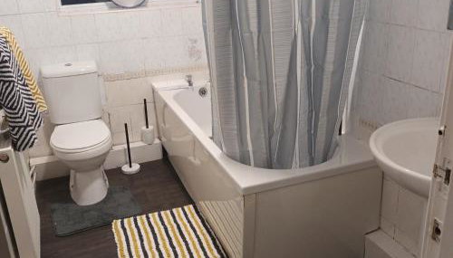 2 bed apartment - Foto 5, Shower