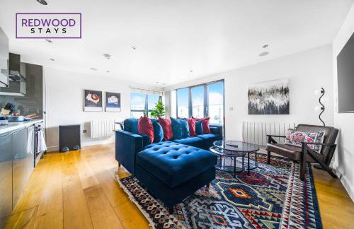 Penthouse Serviced Apartment in Camberley Town Centre with Free Parking, Free WiFi, Lift and Balcony Access By Redwood Stays - Foto 8