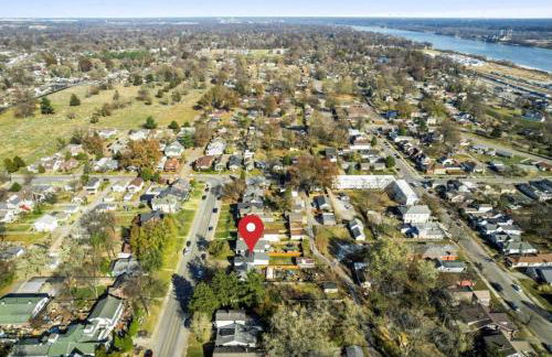 Workfriendly home with priv yard, near downtown - Foto 24