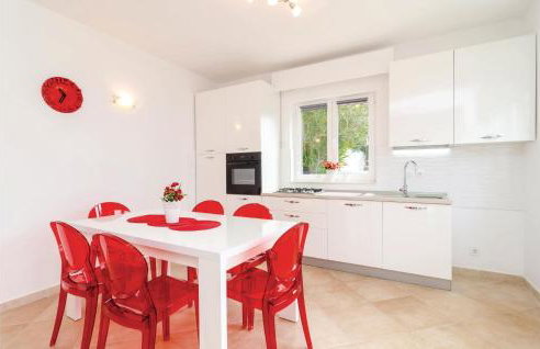 Two-Bedroom Apartment In Ratac - Photo 22