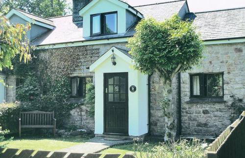 Sycamore Cottage - Photo 3