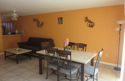 Close to Store & Airport - Foto 1