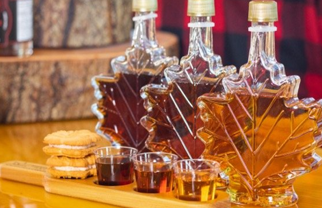 Canadian Side: Niagara Falls with Boat Tour, Maple and Chocolate Tastings - Half-Day Tour - Photo 4