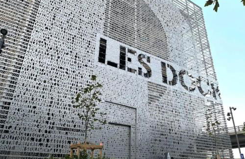 AJ - Stylish Pied-à-Terre à La Joliette - Parking - Foto 20