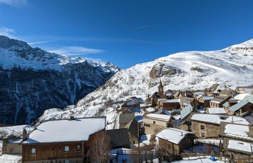 Chazelet - Avec terrasse et jardin - Photo 34