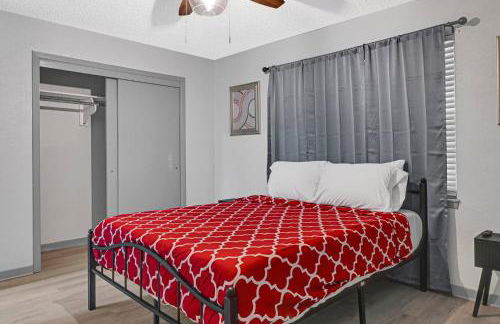 Updated 5BR Baytown Home | Sleeps 12 |Patio&Grill - Foto 28