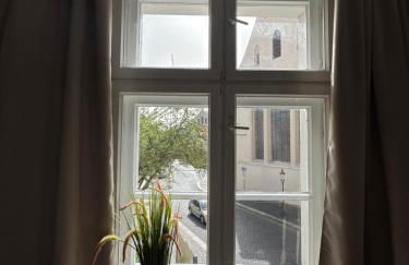 Altstadt Apartment Zittau - stilvolle familienfreundliche Ferienwohnung 78qm am Zittauer Museum und Zittauer Gebirge im Herzen der Oberlausitz mit eigenem Parkplatz ideal zum Wandern im Dreiländereck - Foto 28