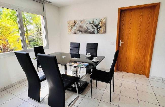 Enchanting View of Lake Maggiore & Mountains - Photo 13