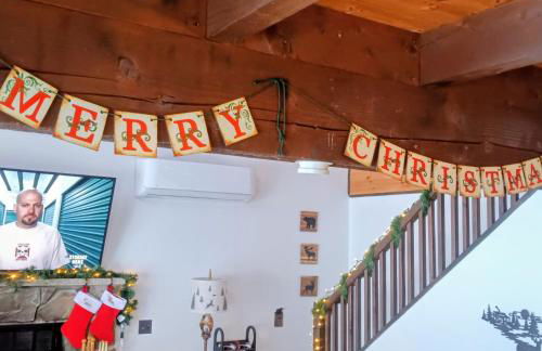 Hideout Pocono Chalet - Foto 26