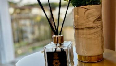 Lindíssimo apto ALTO padrão com piscina - Foto 5