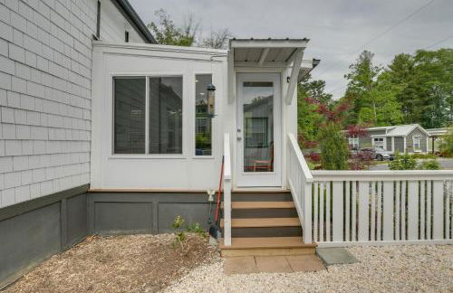 Flat Rock Tiny Home Fall Getaway with Grill! - Foto 16