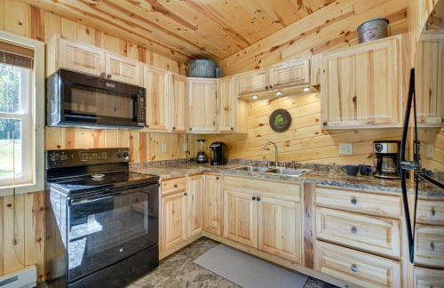 Lakefront Paradise with Private Boat Dock and Patio - Foto 14