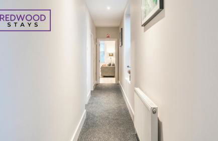 Everest Lodge Serviced Apartments for Contractors & Families, Free WiFi & Netflix By Redwood Stays - Foto 150