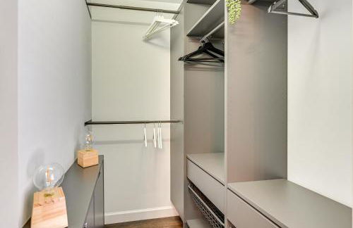 Winston-Salem Condo with Balcony Steps to Golf! - Foto 14