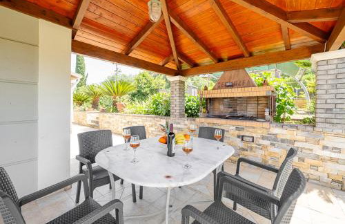 Villa Nirvana - Sea View Maisonette in Roda, Offering Tranquility and Comfort on the Enchanting Northern Coast of Corfu - Foto 3