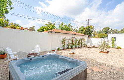 Designer 2 bed near Universal sleeps 8 hot tub - Foto 46