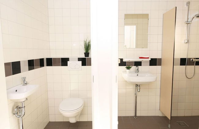 Atmospheric Bungalow With Dishwasher, in Friesland - Foto 8