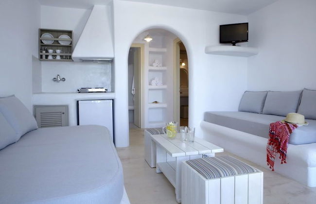 Hotel Mediterranean - Photo 37