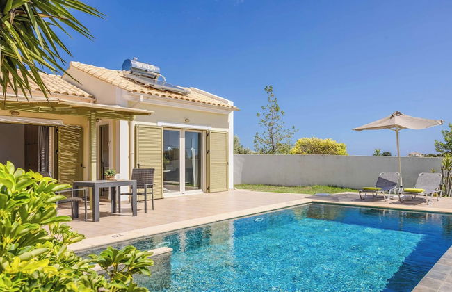 Caretta Beach Villa - Photo 19