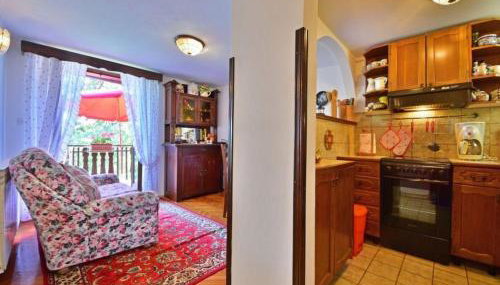 Comfy And Warm Ap With Balcony Surrounded With Beautiful Nature - Foto 3