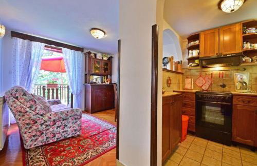 Comfy And Warm Ap With Balcony Surrounded With Beautiful Nature - Foto 3