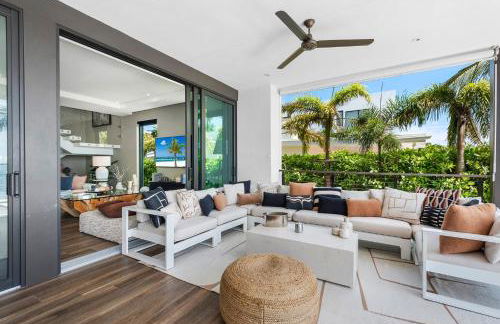 Best Bayfront View New construction w pool - Foto 11