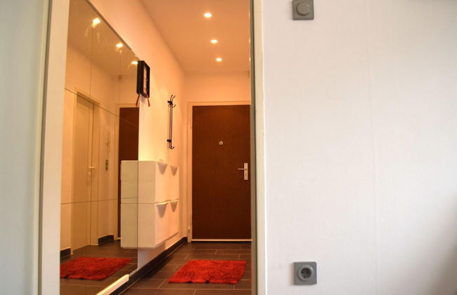 Cosy Apartment in Oberhausen With Balcony - Photo 25