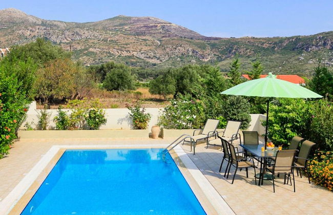 Villa Semeli Large Private Pool Walk to Beach Sea Views A C Wifi Car Not Required Eco-friendl - 1879 - Foto 10