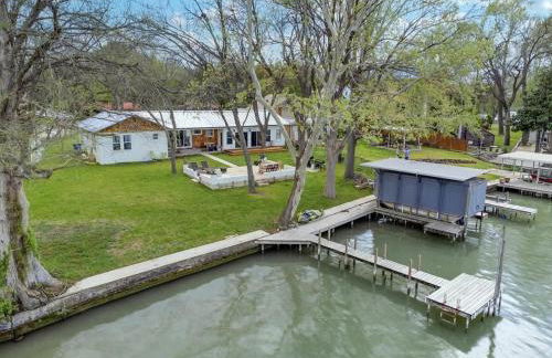 Waterfront Pickleball Court Wurstfest Stay - Foto 28