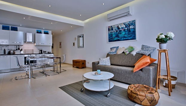 Stunning Sliema 2 Bed Apt Meters Away From Beach - Foto 2, Habitación