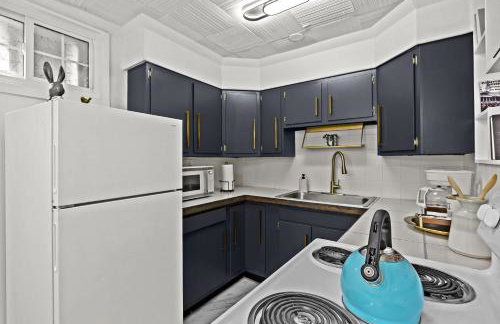 Modern Apartment with Parking & Prime Location - Foto 4