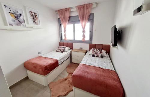 PMT01 - Modern, luxury with heated pool - Foto 14