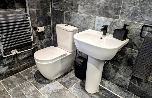 Country Lodge Retreat - Photo 32