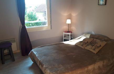 Appart T3 central calme proche Thermes pour cures/vacances - Foto 4
