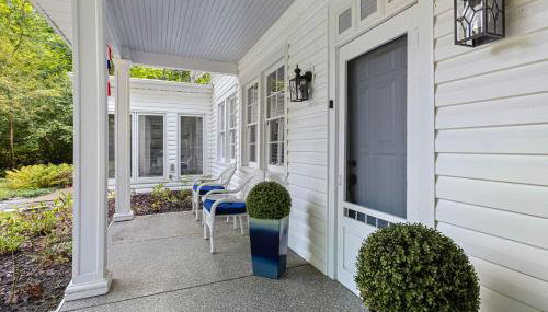 Whispering Arbor by Juniper Holiday + Home - Foto 5