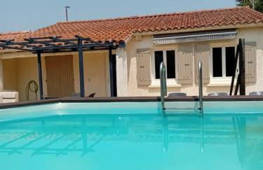 Provencal-style villa - Photo 4