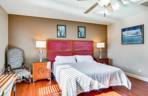 Golf, Work and Explore Las Vegas Gem with Pool Access - Foto 14