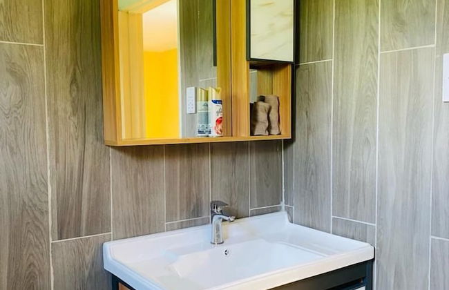 Destiny Blo Inn - Photo 7