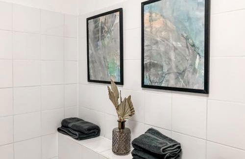 Studio near Altstadt /w Workspace, Feng-Shui & Art - Foto 13