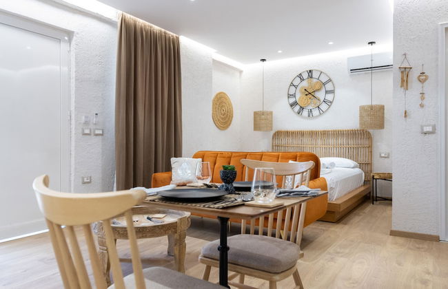 Boho Central Apartment - Photo 14